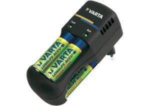 Nabíječka Varta Pocket + 4 ks AA 1600mAh NiMH 1.2V Ready2Use