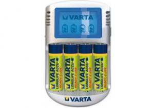 Nabíječka proc. Varta Power LCD + 4 ks AA 2100mAh NiMH R2U